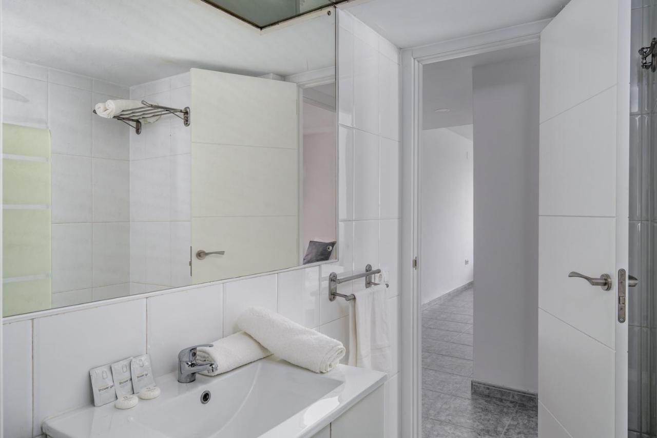 Central Flat With Pool In Fuengirola By Costarentals - Ref 171 المظهر الخارجي الصورة